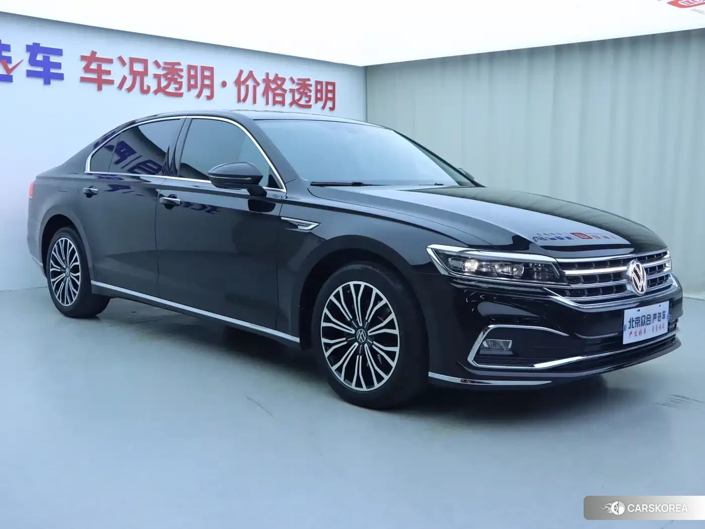 Volkswagen Phideon 2023 Черный из Китая, фото 6