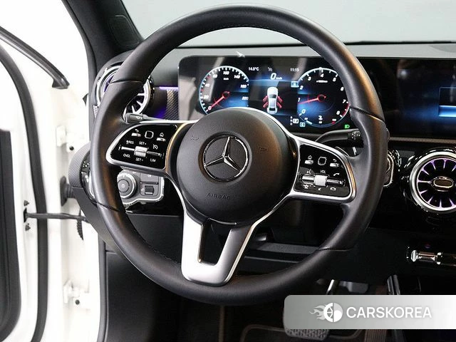 Mercedes-Benz A-Class W177 2022 Белый из Кореи, фото 6