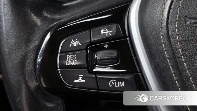 BMW 5 Series (G30) 2018 Белый из Кореи, фото 6