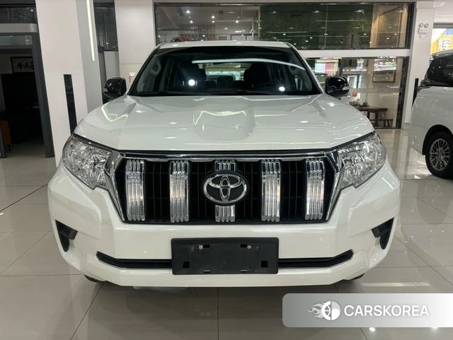 Toyota Prado 2020 Белый из Китая, фото 6