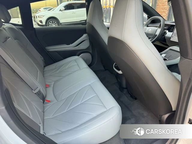 Weilai ET5 2026 Серебристо-серый из Китая, фото 6