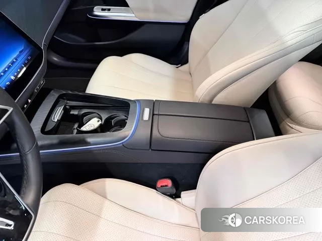 Mercedes-Benz E-Class W214 2024 Белый из Кореи, фото 6