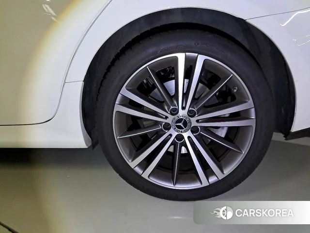Mercedes-Benz CLS-Class C257 2019 Белый из Кореи, фото 6