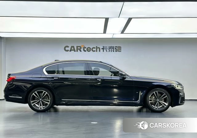 BMW 7 series 2021 Черный из Китая, фото 6