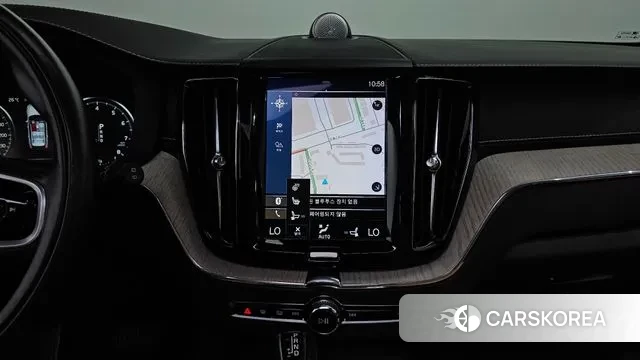 Volvo XC60 second Generation 2019 Белый из Кореи, фото 6