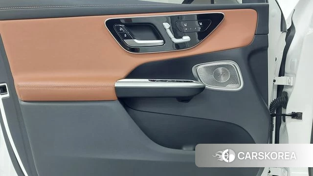 Mercedes-Benz GLC-Class X253 2023 Белый из Кореи, фото 6