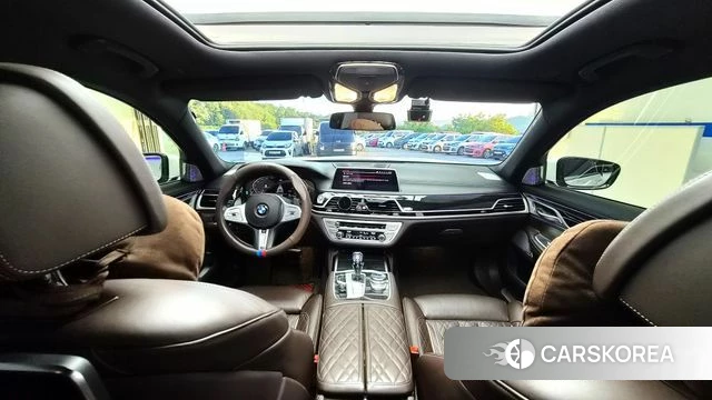 BMW 7 Series (G11) 2020 Жемчужный цвет из Кореи, фото 6