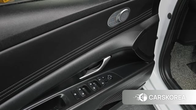 Hyundai Avante Hybrid (CN7) 2021 Белый из Кореи, фото 6