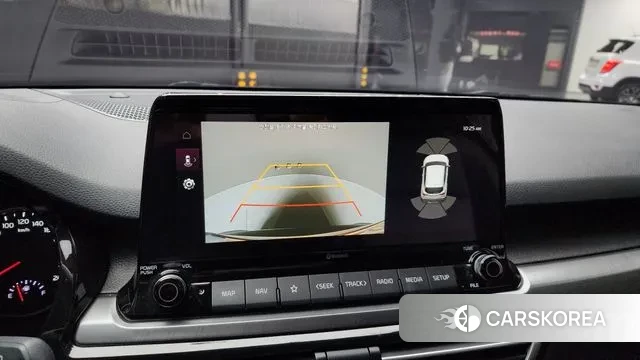 Kia Seltos 2022 Белый из Кореи, фото 6