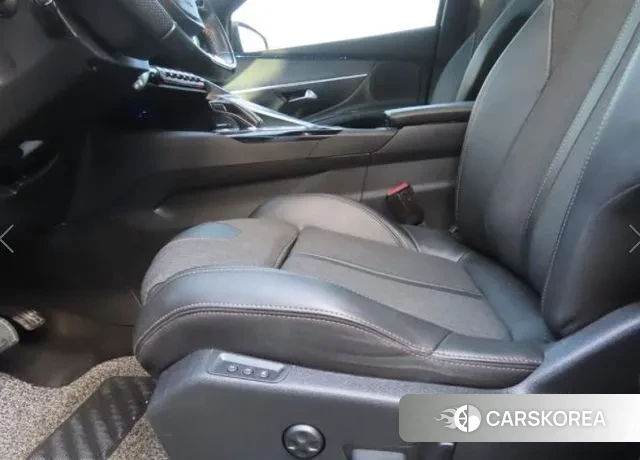 Peugeot 5008 second generation 2020 Черный из Кореи, фото 6