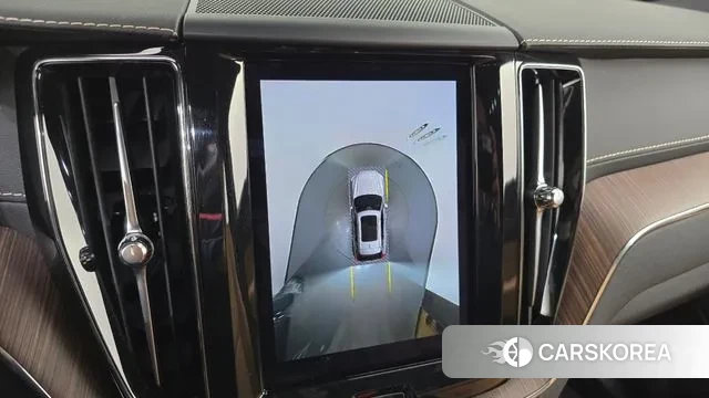 Volvo XC60 second Generation 2022 Белый из Кореи, фото 6