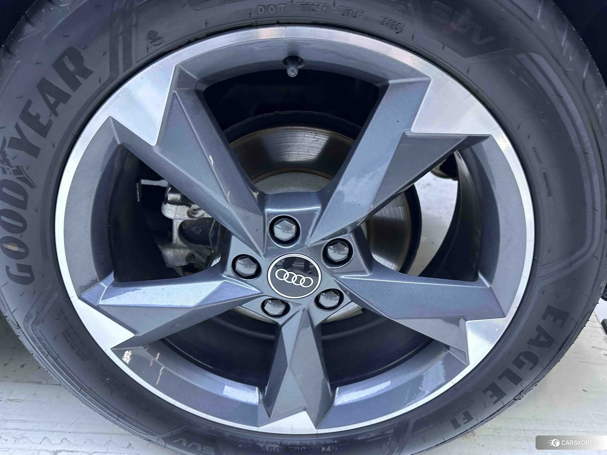 Audi Q3 2022 Белый из Китая, фото 6