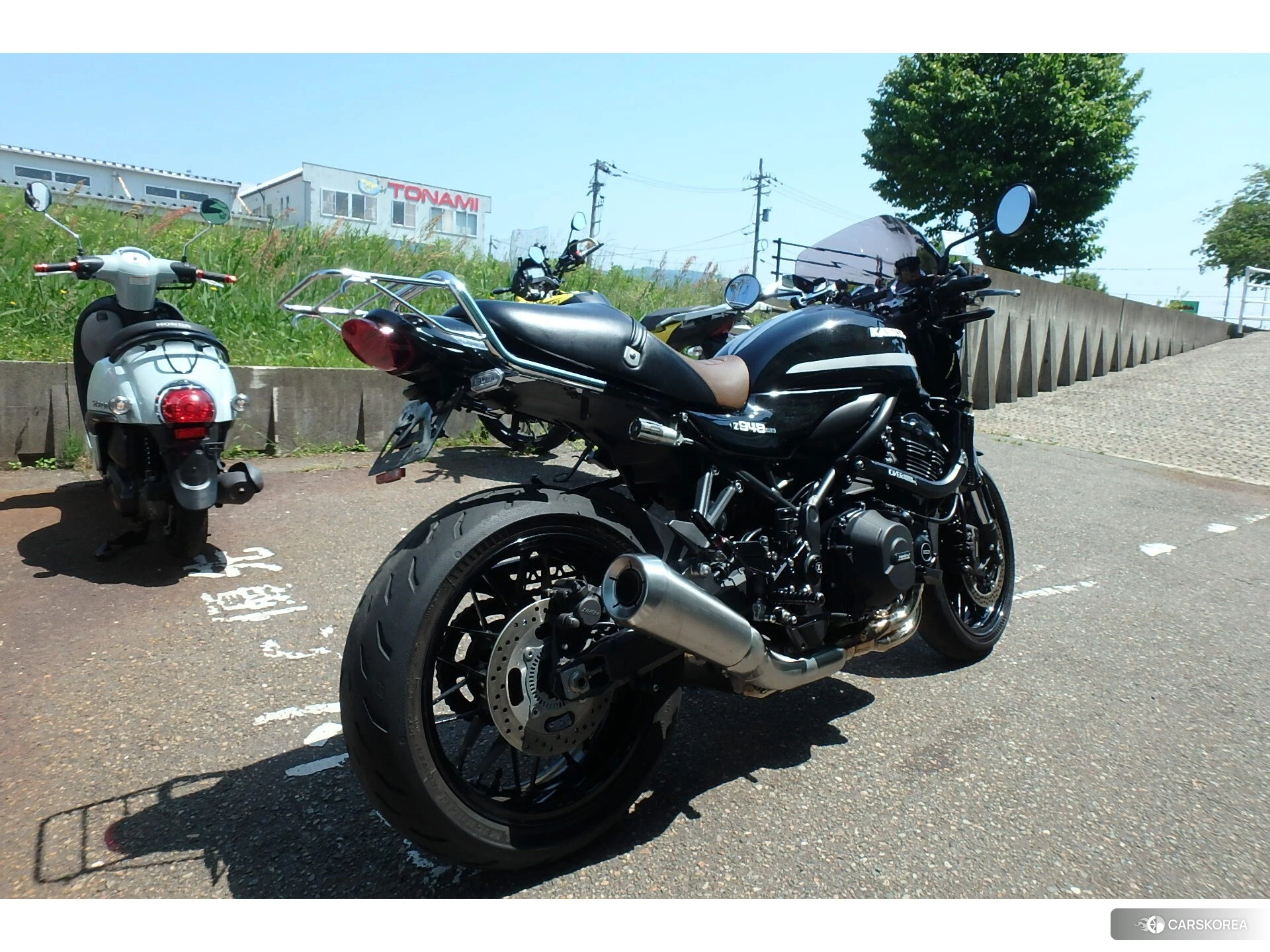 Kawasaki Z900RS CAFE id 4374372 из Японии 6