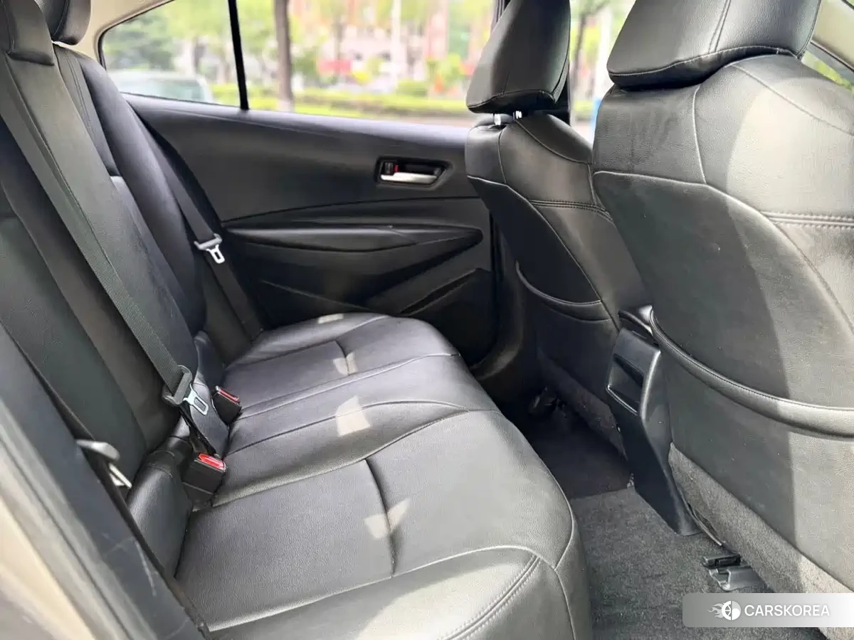 Toyota Corolla 2022 Champagne/brown из Китая, фото 6