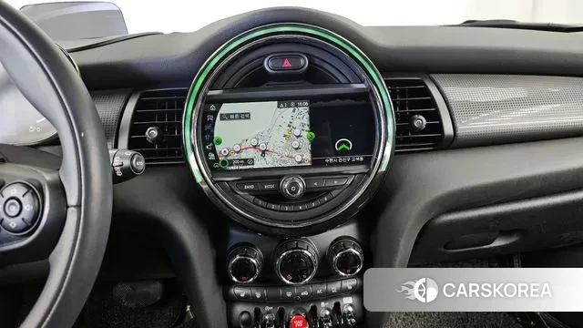 Mini Cooper 2021 Красный из Кореи, фото 6