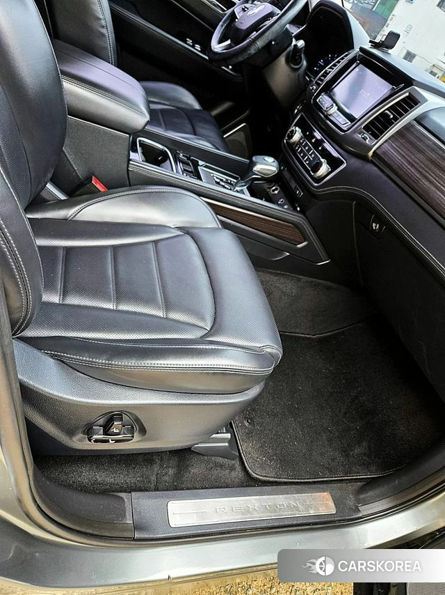 Ssangyong G4 Rexton 2019 Цвет тростника из Кореи, фото 6