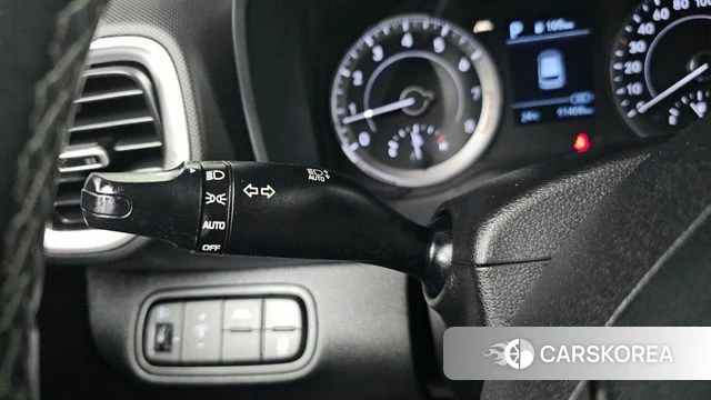 Hyundai Venue 2021 Синий из Кореи, фото 6