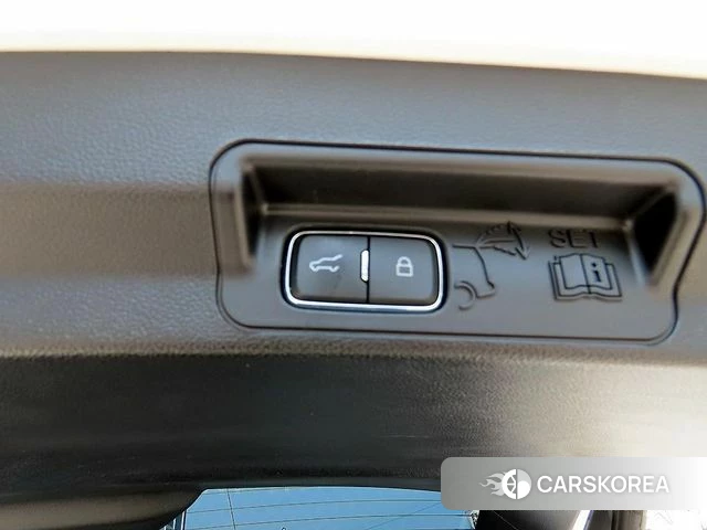 Ford Explorer 6th Generation 2022 Белый из Кореи, фото 6