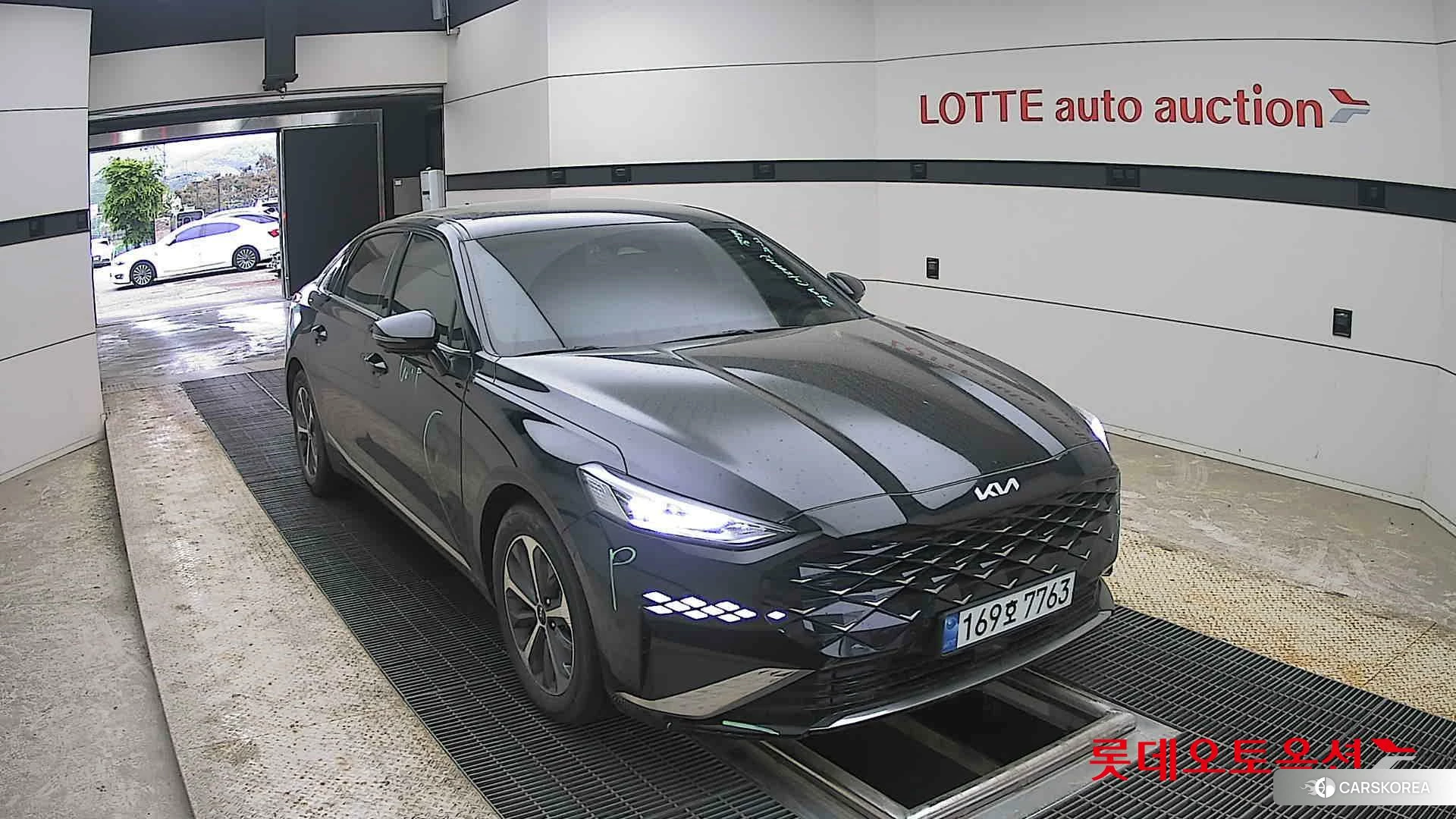 Kia K8 Hybrid 2023 Aurora Black Pearl из Кореи, фото 6
