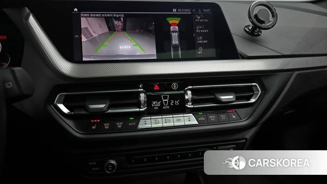 BMW 1 Series (F40) 2023 Серый из Кореи, фото 6