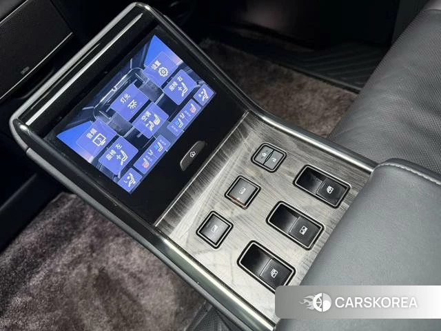 Lexus LM 2023 Белый из Китая, фото 6