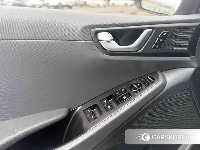 Hyundai Ionic Hybrid 2018 Белый из Кореи, фото 6