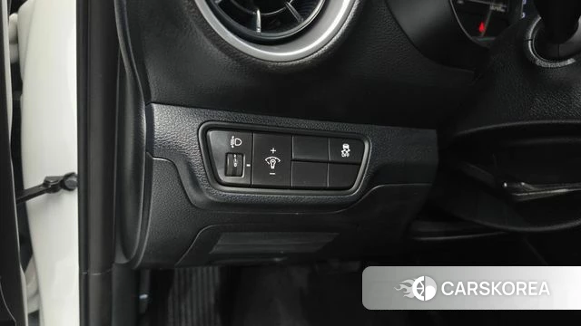 Kia The New K3 2nd generation 2021 Белый из Кореи, фото 6