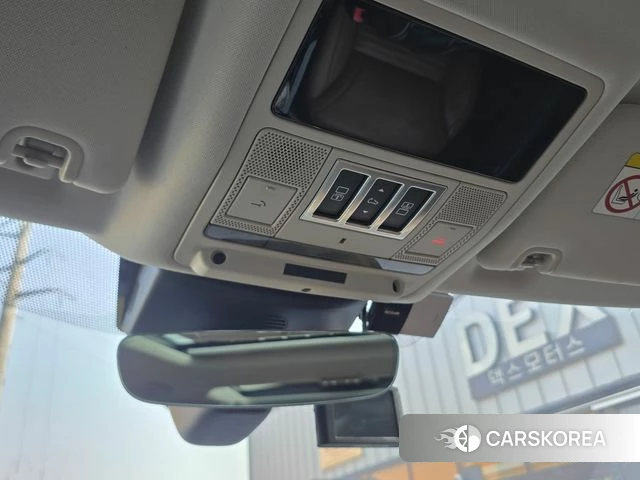 Land Rover Discovery 5 2018 Серый из Кореи, фото 6