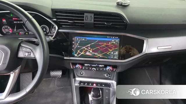 Audi Q3 (F3) 2023 Серый из Кореи, фото 6