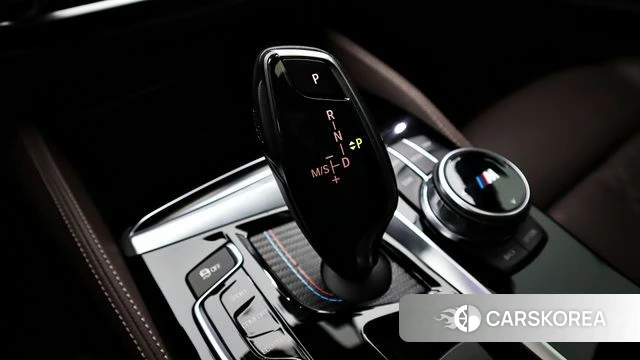 BMW 5 Series (G30) 2018 Серый из Кореи, фото 6