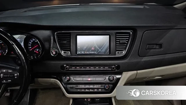 Kia The New Carnival 2018 Белый из Кореи, фото 6