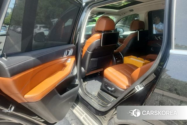 BMW X7 2021 Черный из Китая, фото 6