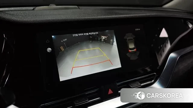 Kia Niro Plus 2023 Белый из Кореи, фото 6