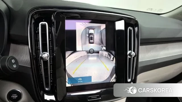 Volvo XC40 2024 Серебристо-серый из Кореи, фото 6