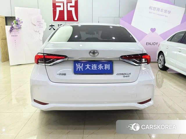Toyota Corolla 2021 Белый из Китая, фото 6