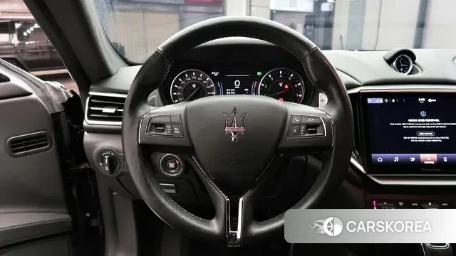 Maserati Ghibli 2022 Синий из Кореи, фото 6