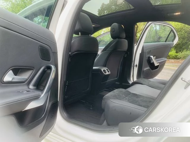 Mercedes-Benz Class A 2020 Белый из Китая, фото 6