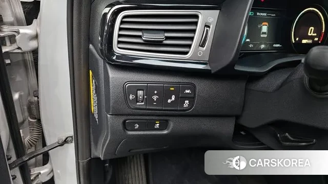 Kia Niro EV 2020 Серебряный из Кореи, фото 6