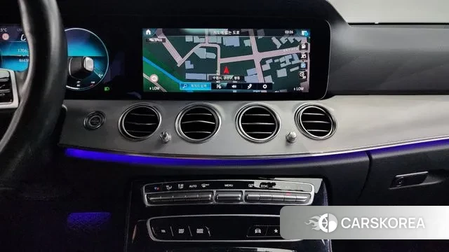 Mercedes-Benz E-Class W213 2021 Белый из Кореи, фото 6