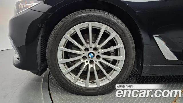 BMW 5 Series (G30) id 2661835 из Кореи 6