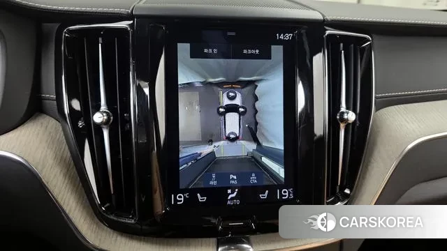 Volvo XC60 second Generation 2020 Серебристо-серый из Кореи, фото 6