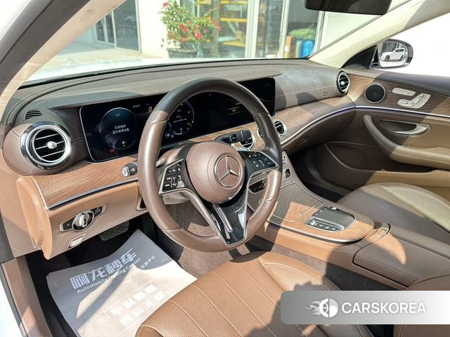 Mercedes-Benz E-class 2023 Белый из Китая, фото 6
