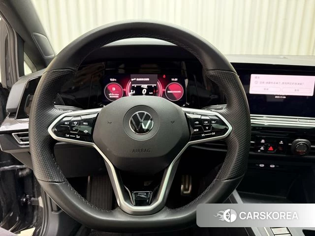 Volkswagen Golf 2022 Черный из Китая, фото 6