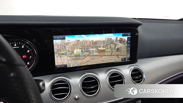 Mercedes-Benz E-Class W213 2018 Белый из Кореи, фото 6