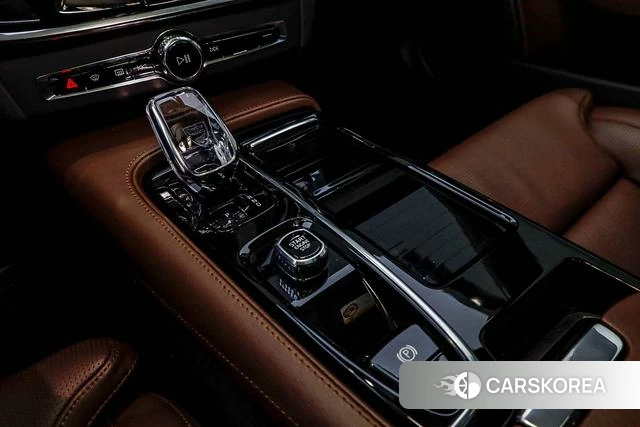 Volvo S90 PHEV 2024 Черный из Китая, фото 6