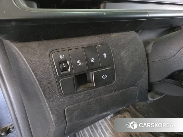 Hyundai Staria 2021 Серый из Кореи, фото 6