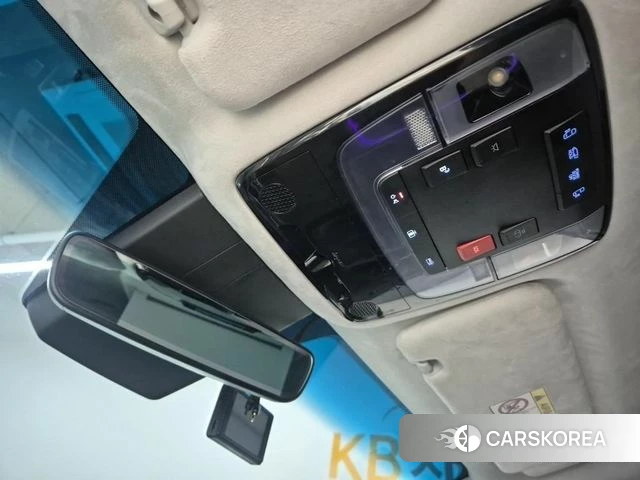 Hyundai Staria 2024 Белый из Кореи, фото 6