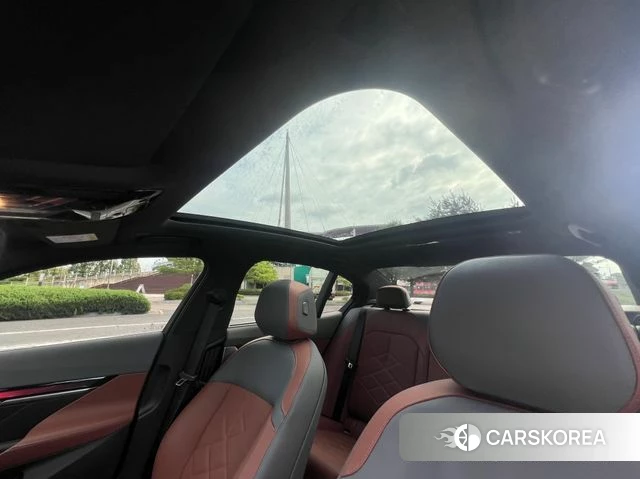 BMW 5 Series (G60) 2025 Синий из Кореи, фото 6