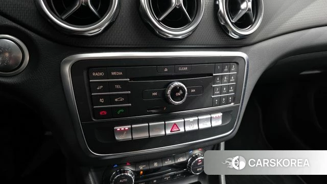 Mercedes-Benz GLA-Class X156 2018 Черный из Кореи, фото 6