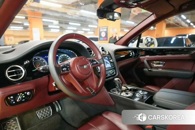 Bentley Bentayga 2020 Белый из Кореи, фото 6